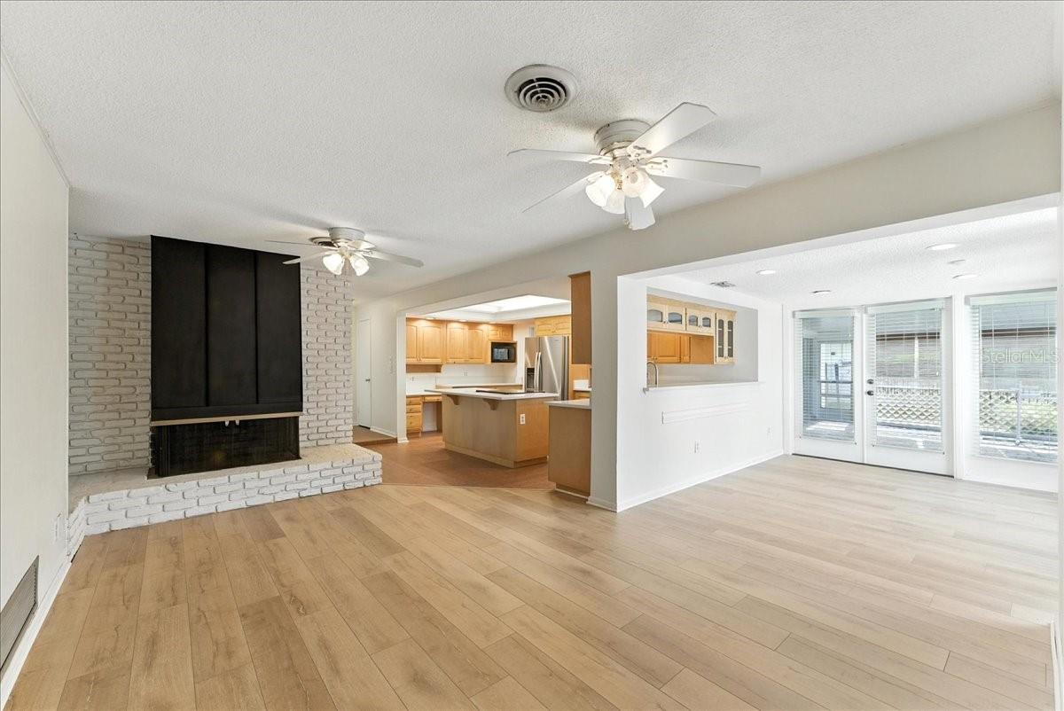 2400 DELORAINE TRAIL