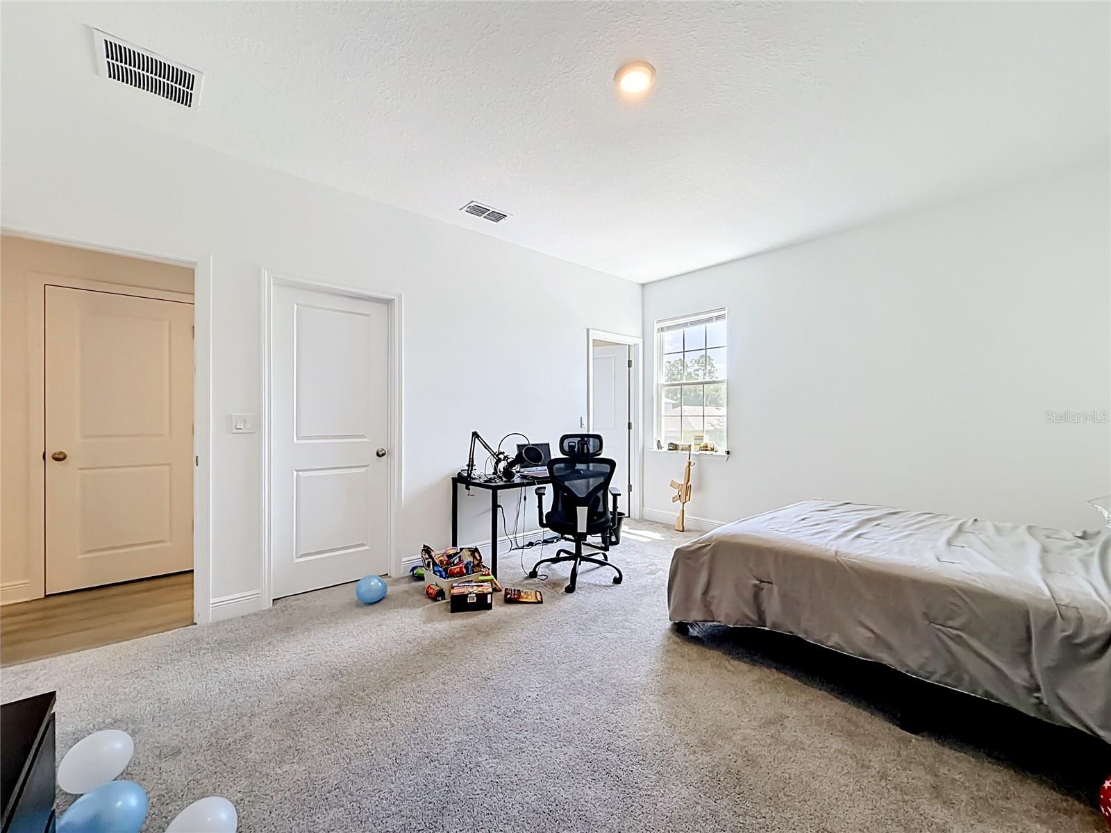 HARTWOOD LNDG - Residential Lease