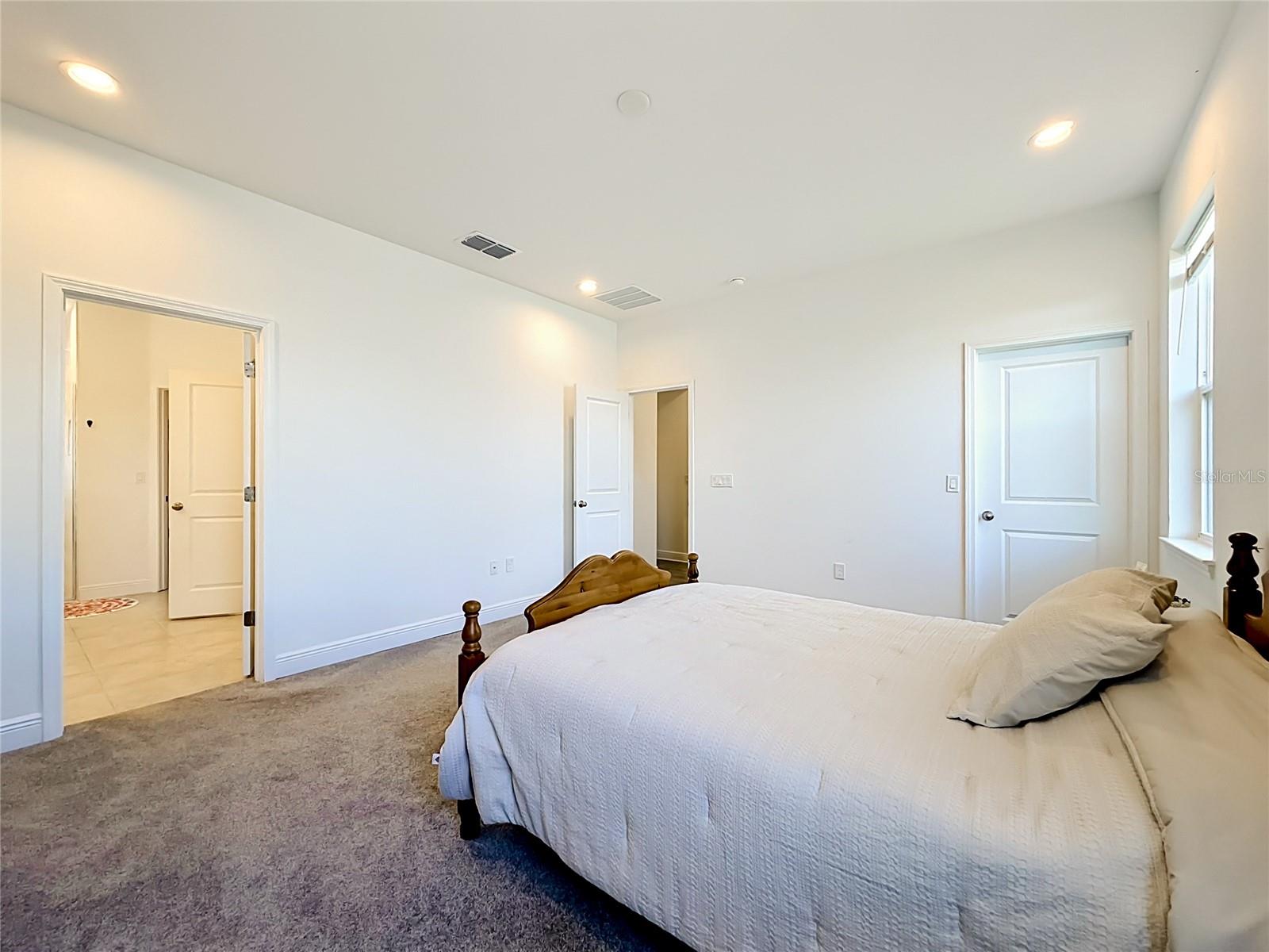 HARTWOOD LNDG - Residential Lease