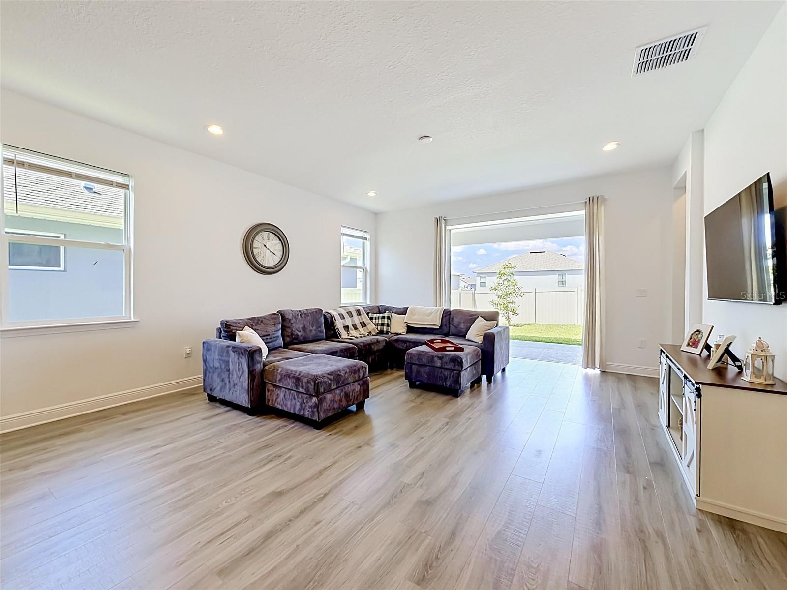 HARTWOOD LNDG - Residential Lease