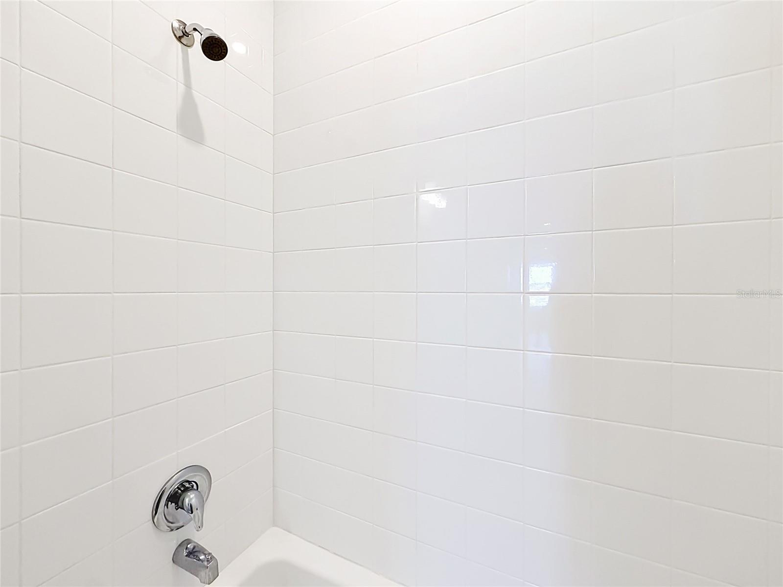 HARTWOOD LNDG - Residential Lease