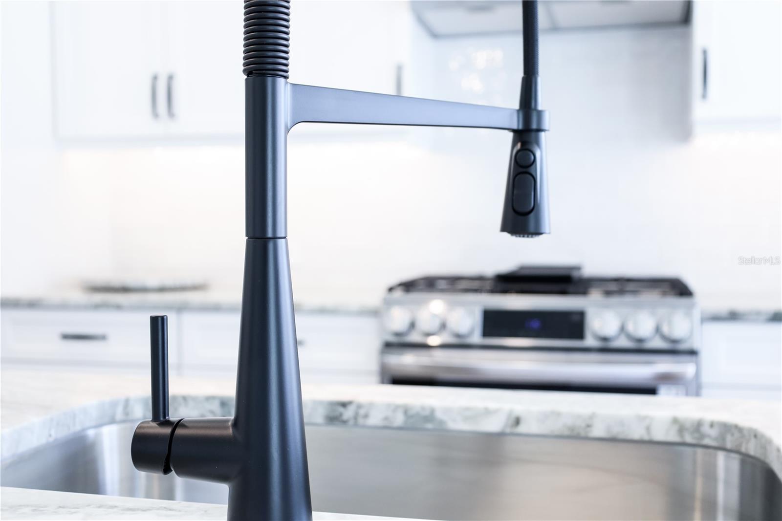 LAUREATE VILLAGE PH 1 UNIT 2 PB 37 PG 86 - Residential