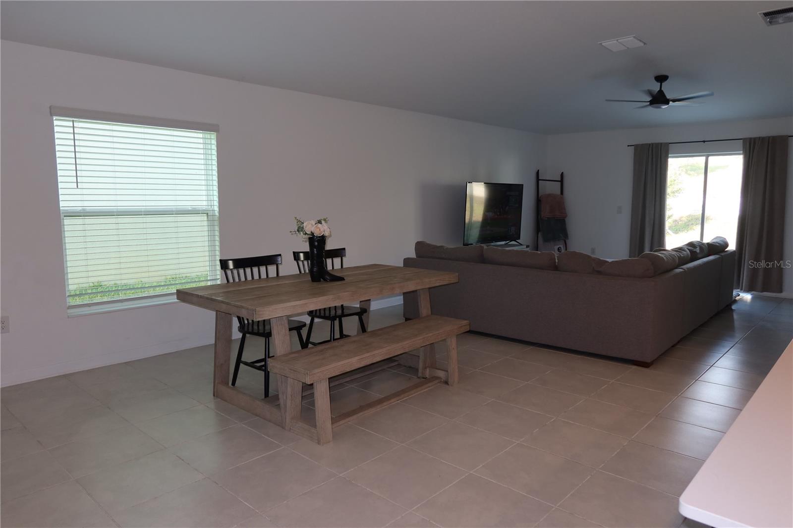 TRINITY LAKES 50 - Residential