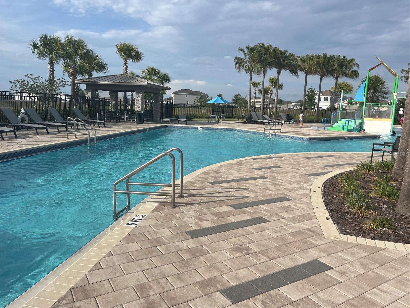 TRINITY LAKES 50 - Residential