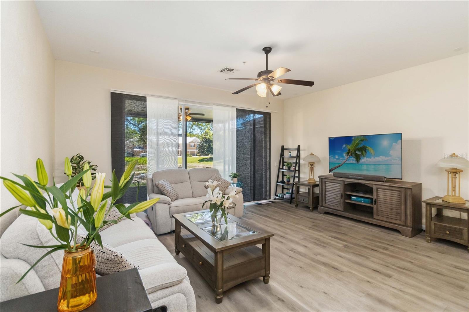 STONEBRIDGE LAKES CONDO PH 17 - Residential