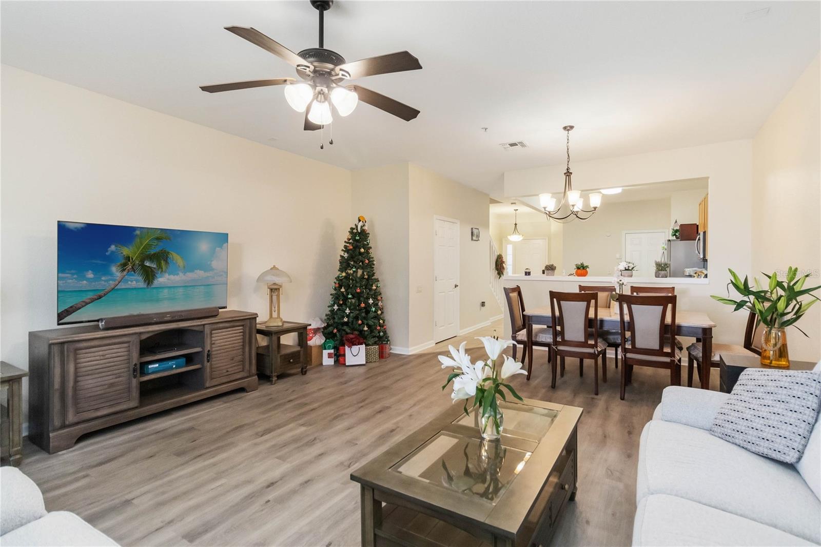 STONEBRIDGE LAKES CONDO PH 17 - Residential