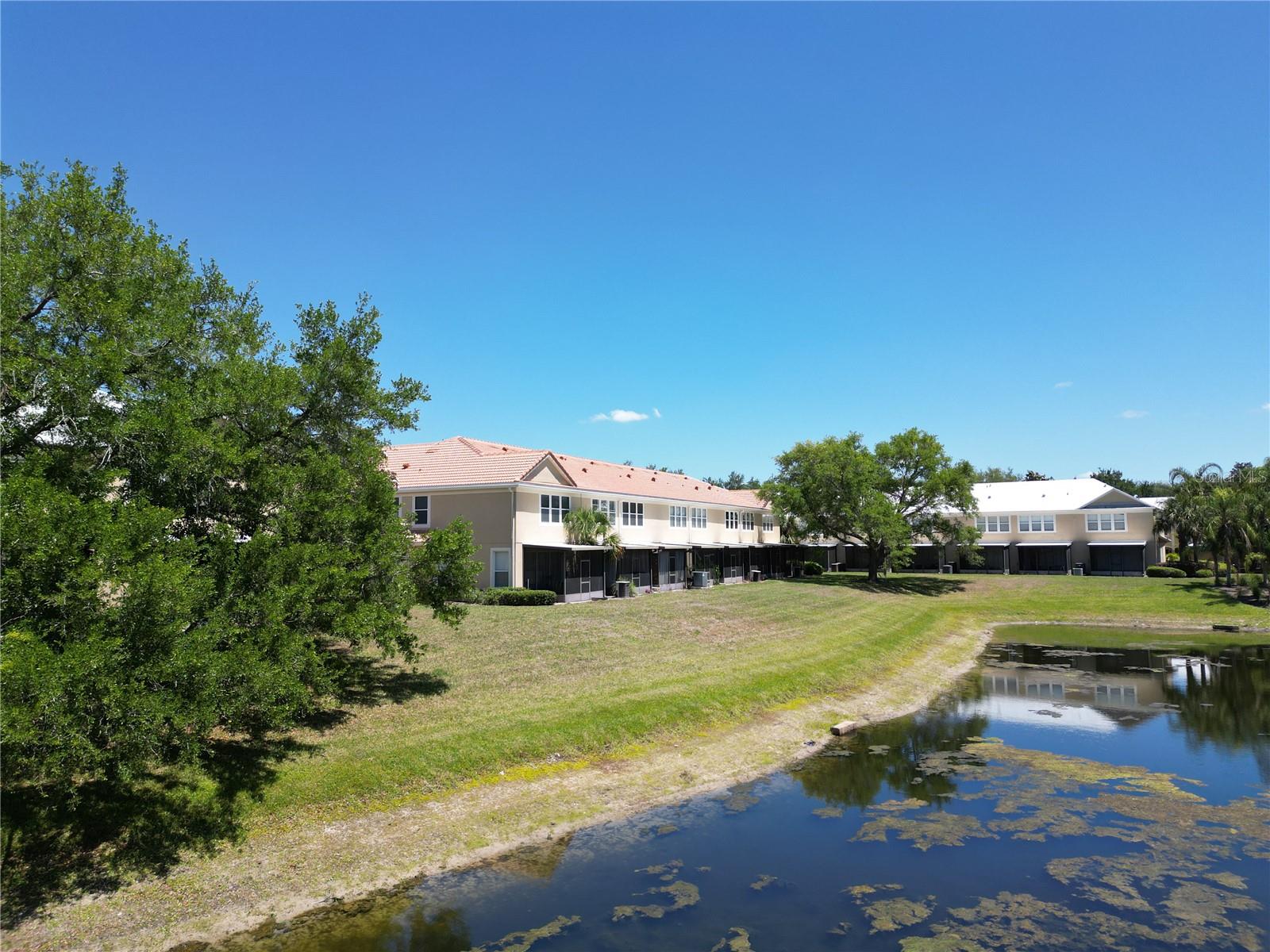 STONEBRIDGE LAKES CONDO PH 17 - Residential