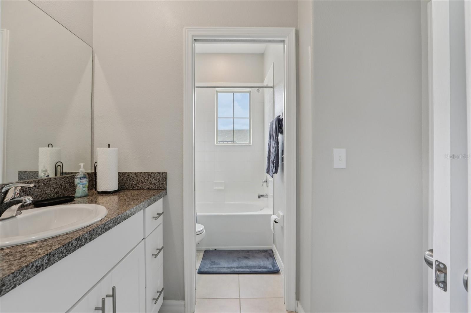 EPPERSON NORTH TWNHMS PH 4 - Residential