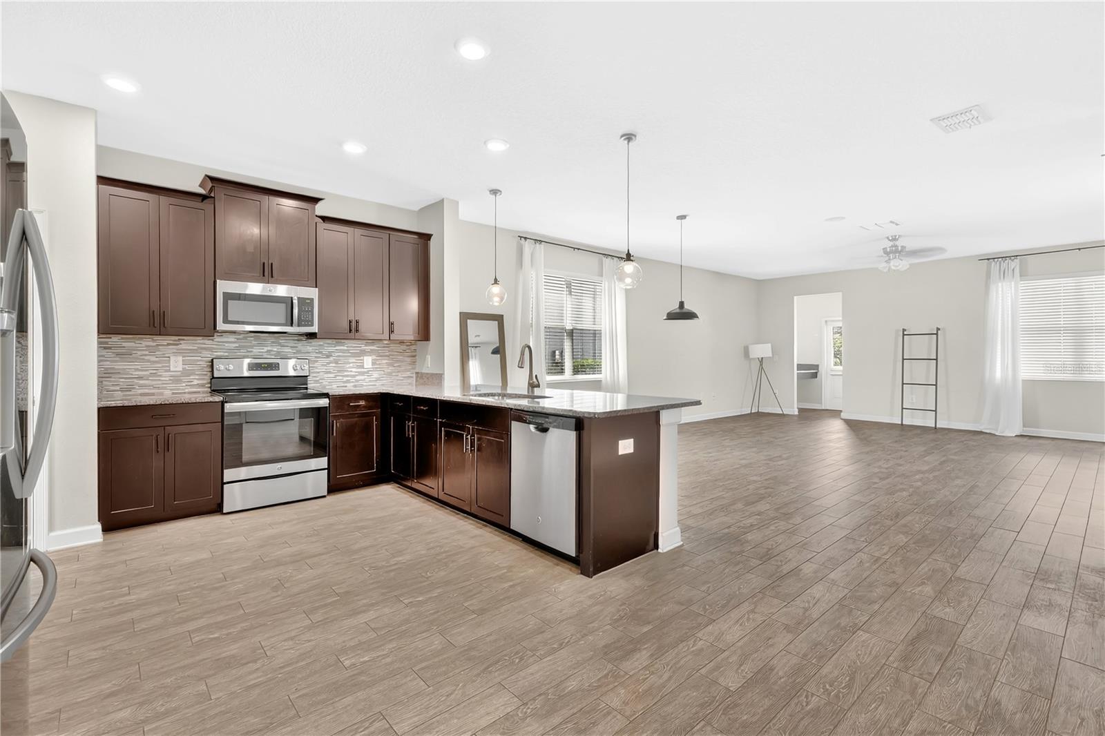 STOREY PARK PH 2 - Residential