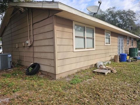 A home in DELTONA