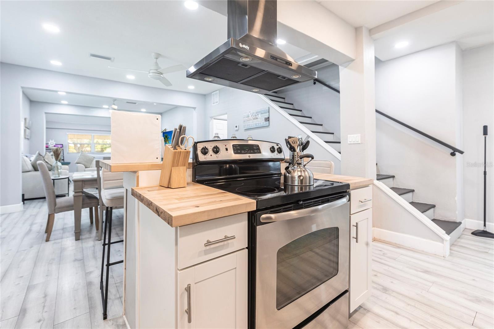 1213 5TH STREET W