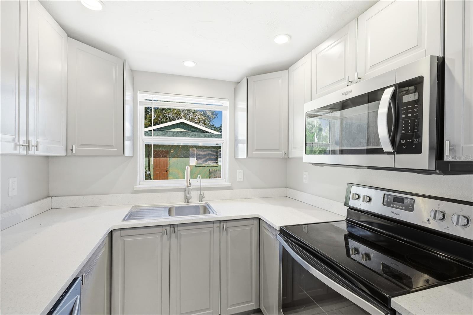 CEDAR GROVE OF 1ST ADD TO - Residential Lease