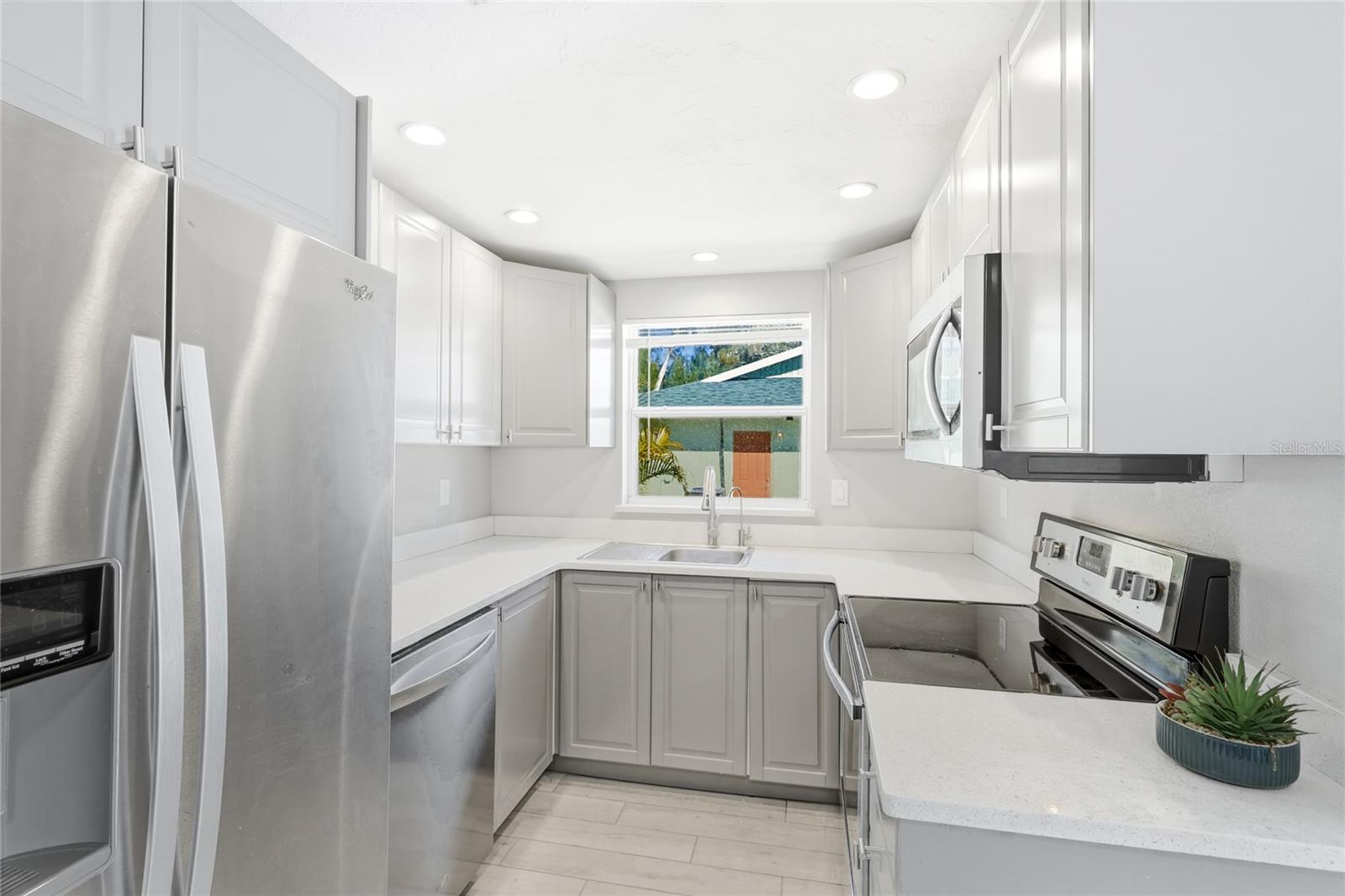 CEDAR GROVE OF 1ST ADD TO - Residential Lease