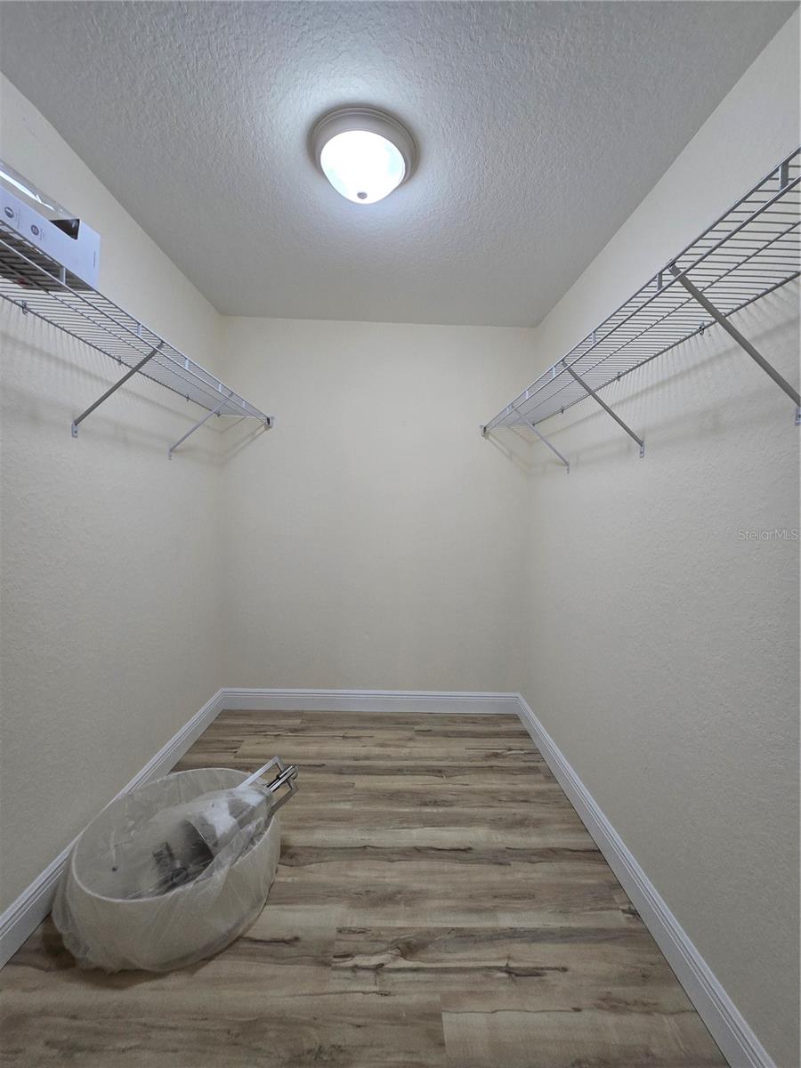 SILVER SPGS SHORES UN #51 - Residential