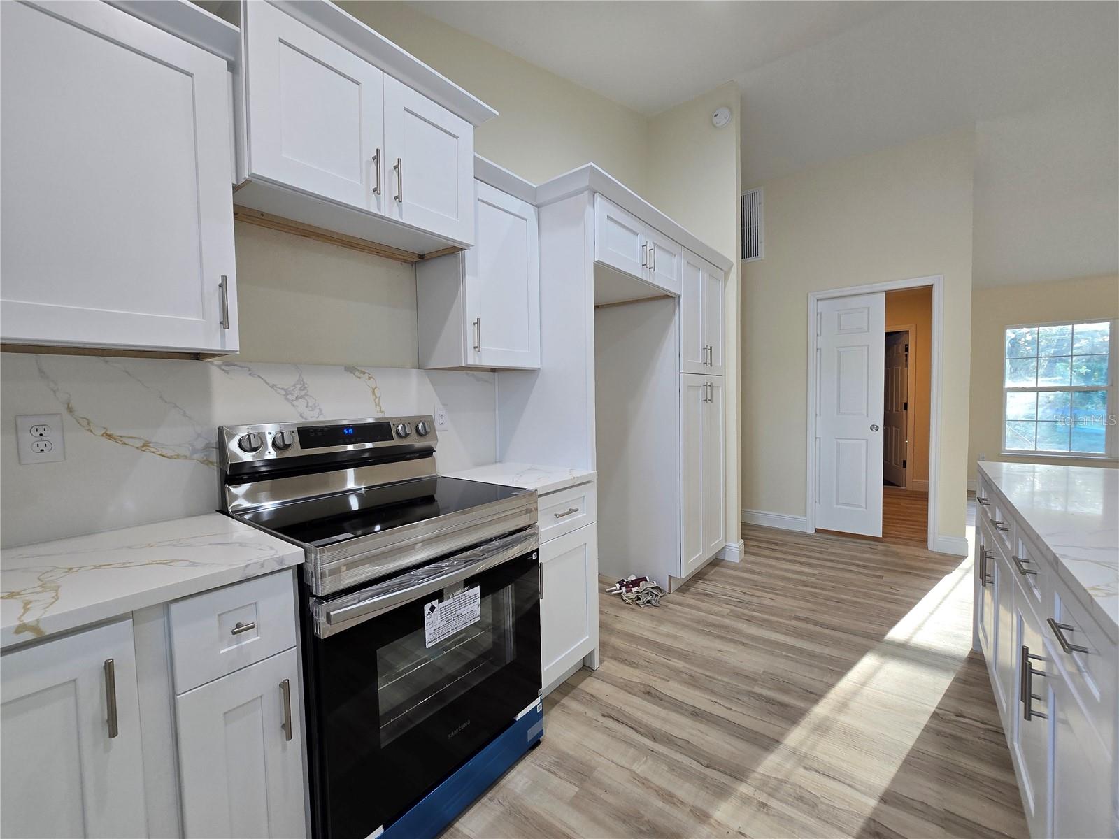 SILVER SPGS SHORES UN #51 - Residential