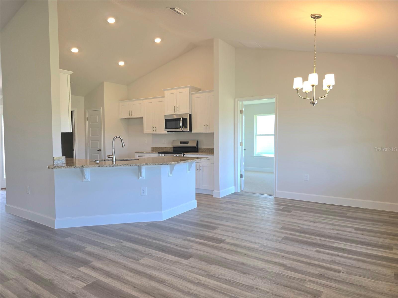 PRESERVE/LAUREL LAKE - Residential