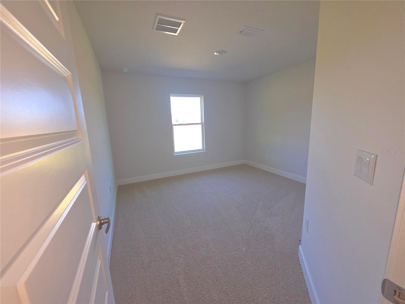 PRESERVE/LAUREL LAKE - Residential