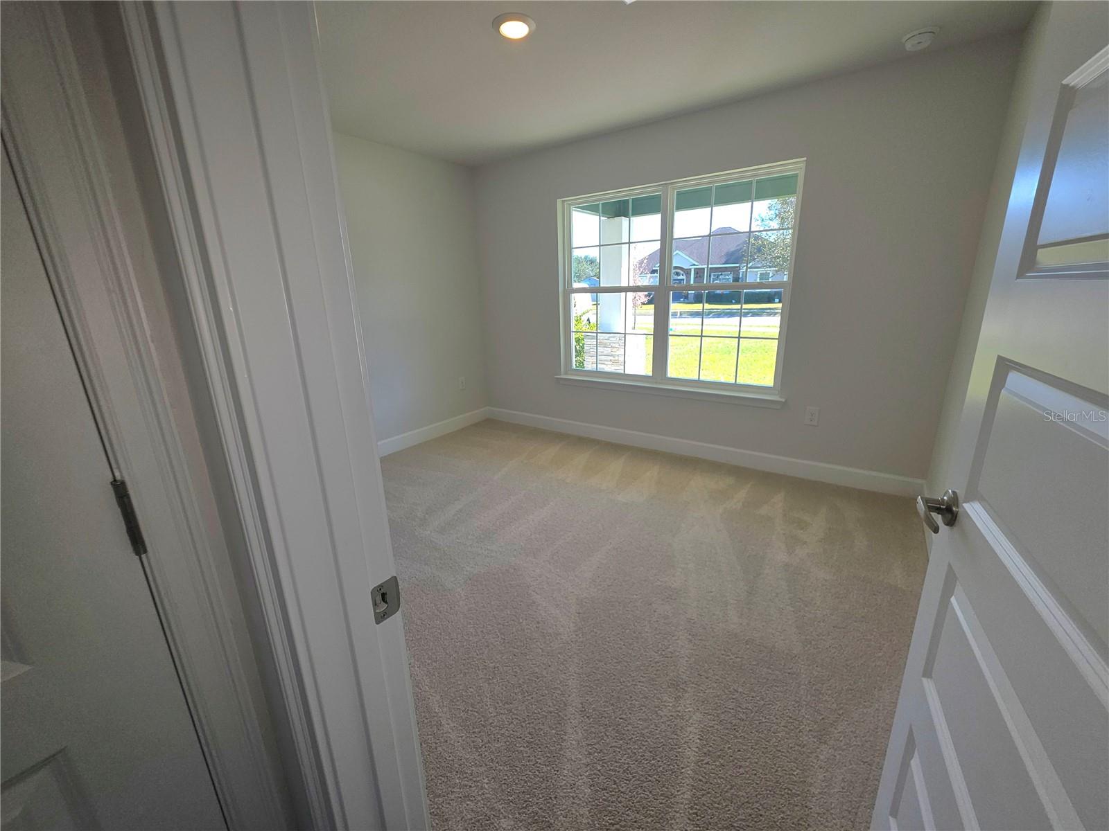 PRESERVE/LAUREL LAKE - Residential