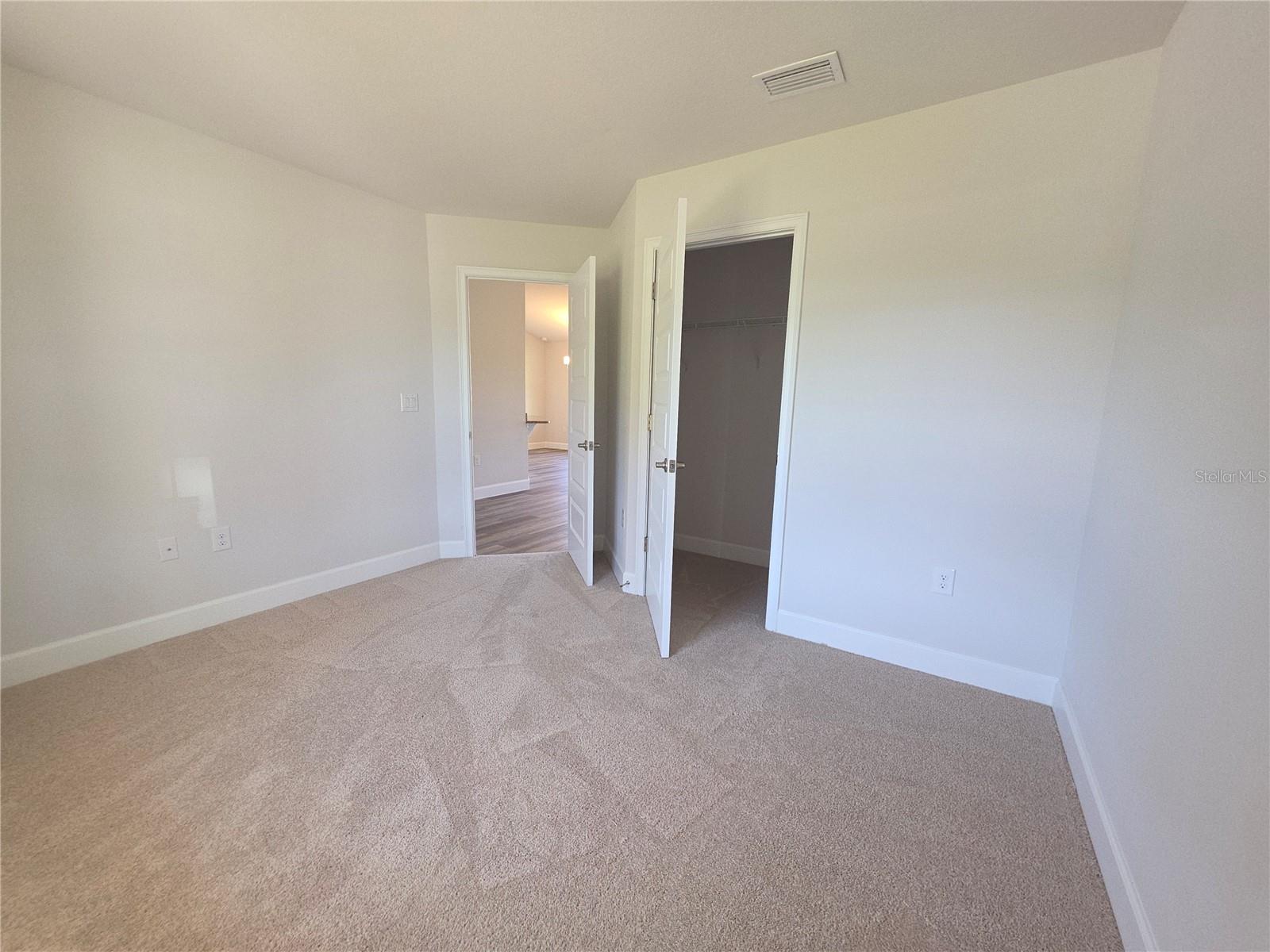 PRESERVE/LAUREL LAKE - Residential