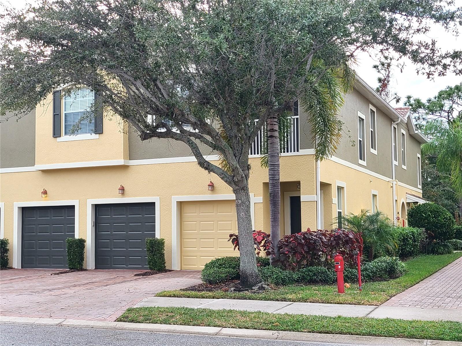 This second floor 2-bedroom/2 bath unit with 1-car garage is convenient to almost everything you need. It is upgraded with granite counter tops, wood cabinets, wood flooring, and stainless steel appliances. The community is gated with community pool and child play area. Across the street you will find a variety of shops including grocery store, and restaurants. Convenient location with easy access to highway and about 7 miles to the beautiful Siesta Beach!