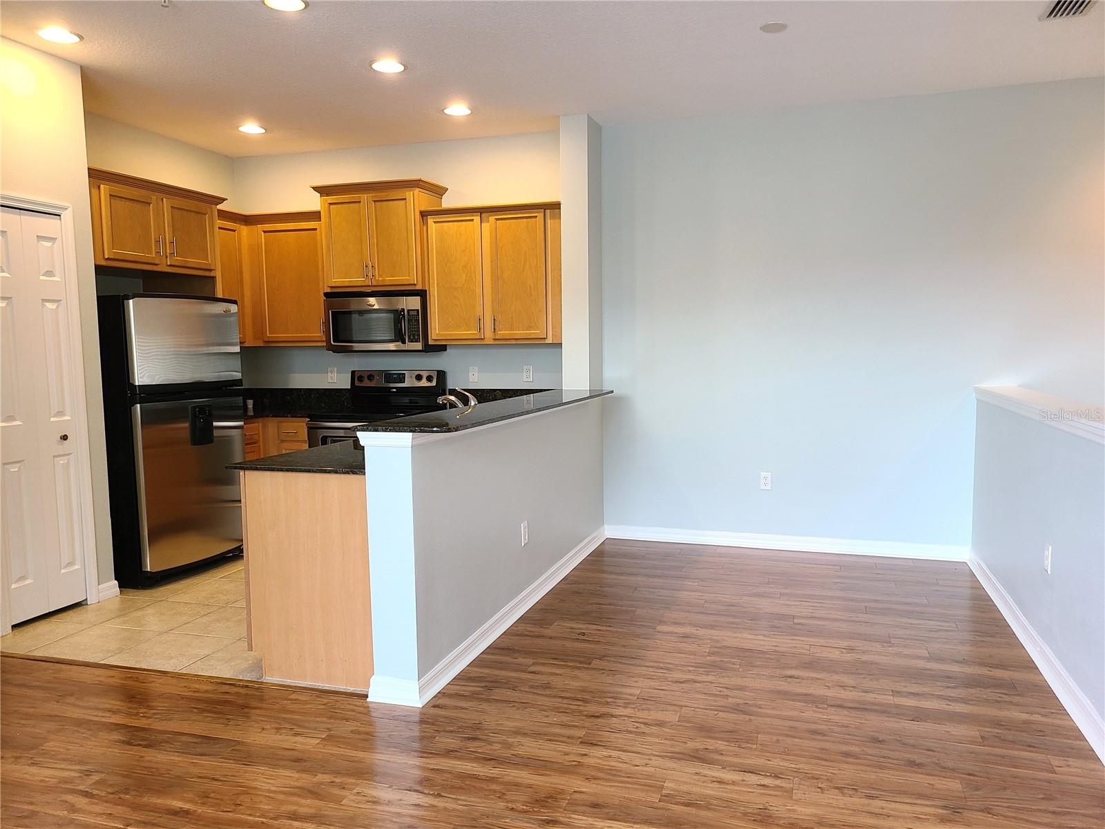 STONEHAVEN PH 4, 5, 6, 7 & 25 - Residential Lease