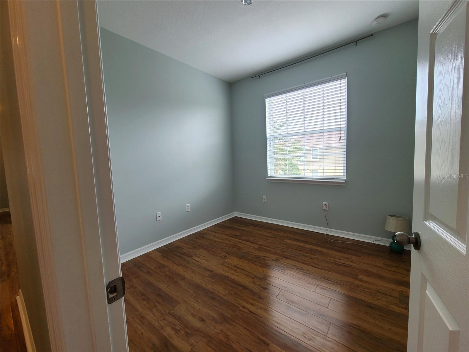 STONEHAVEN PH 4, 5, 6, 7 & 25 - Residential Lease