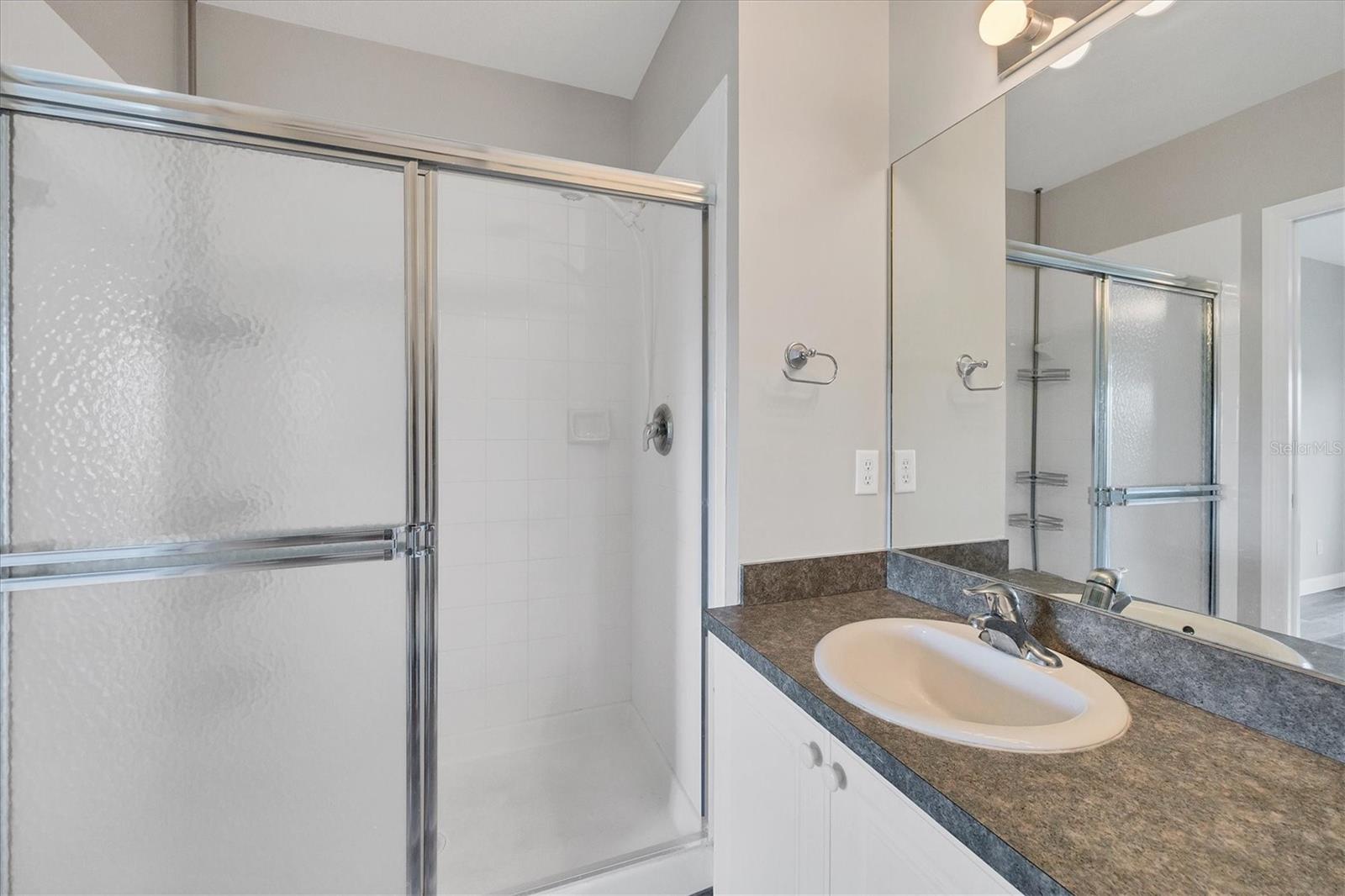 LAKE VIEW CONDO/HERITAGE LAKE PARK - Residential