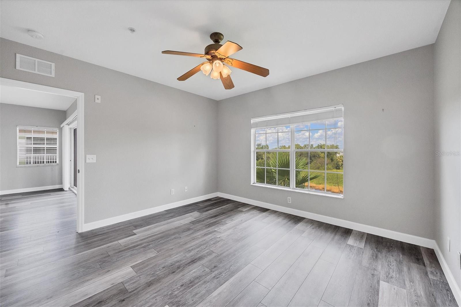 LAKE VIEW CONDO/HERITAGE LAKE PARK - Residential