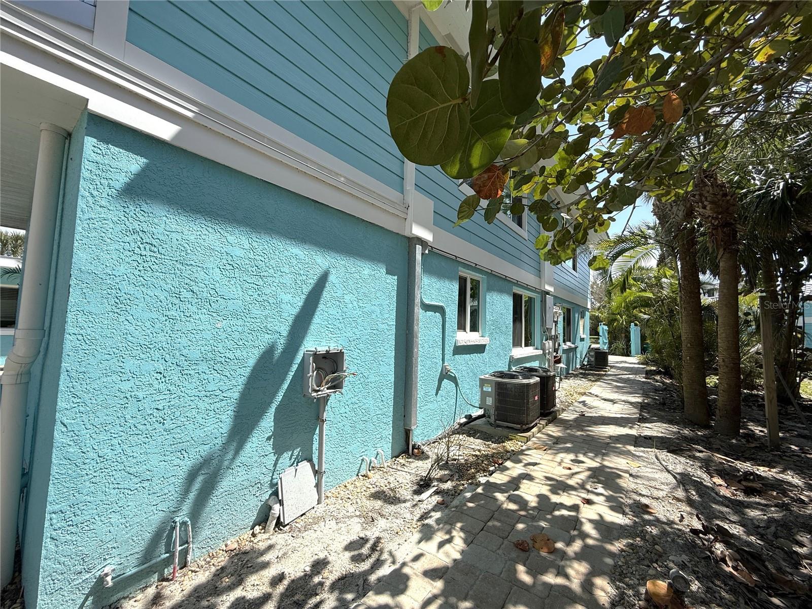 1290 SHORE VIEW DRIVE 5