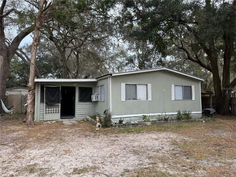 A home in SUMMERFIELD