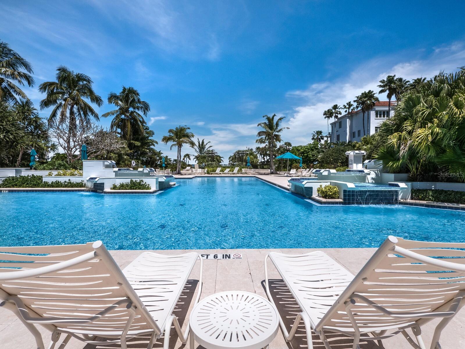 TANGERINE BAY CLUB - Residential