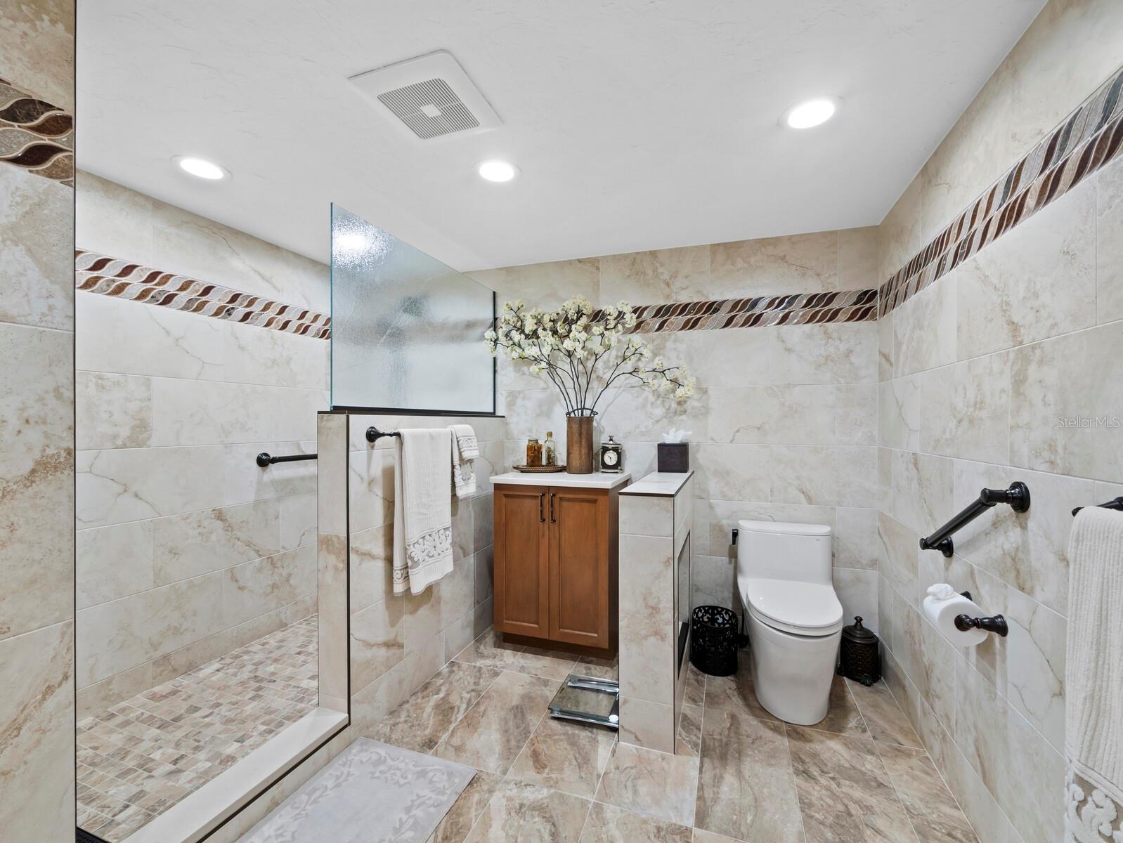 TANGERINE BAY CLUB - Residential