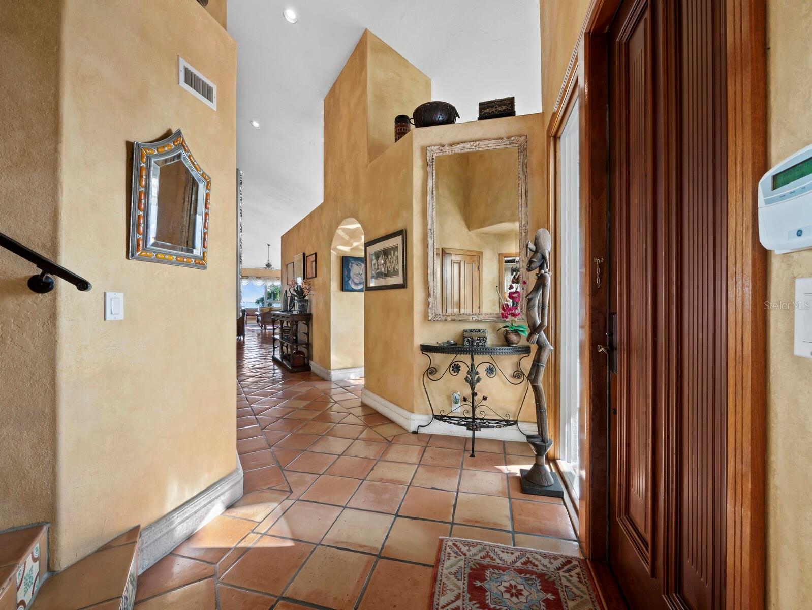 TANGERINE BAY CLUB - Residential