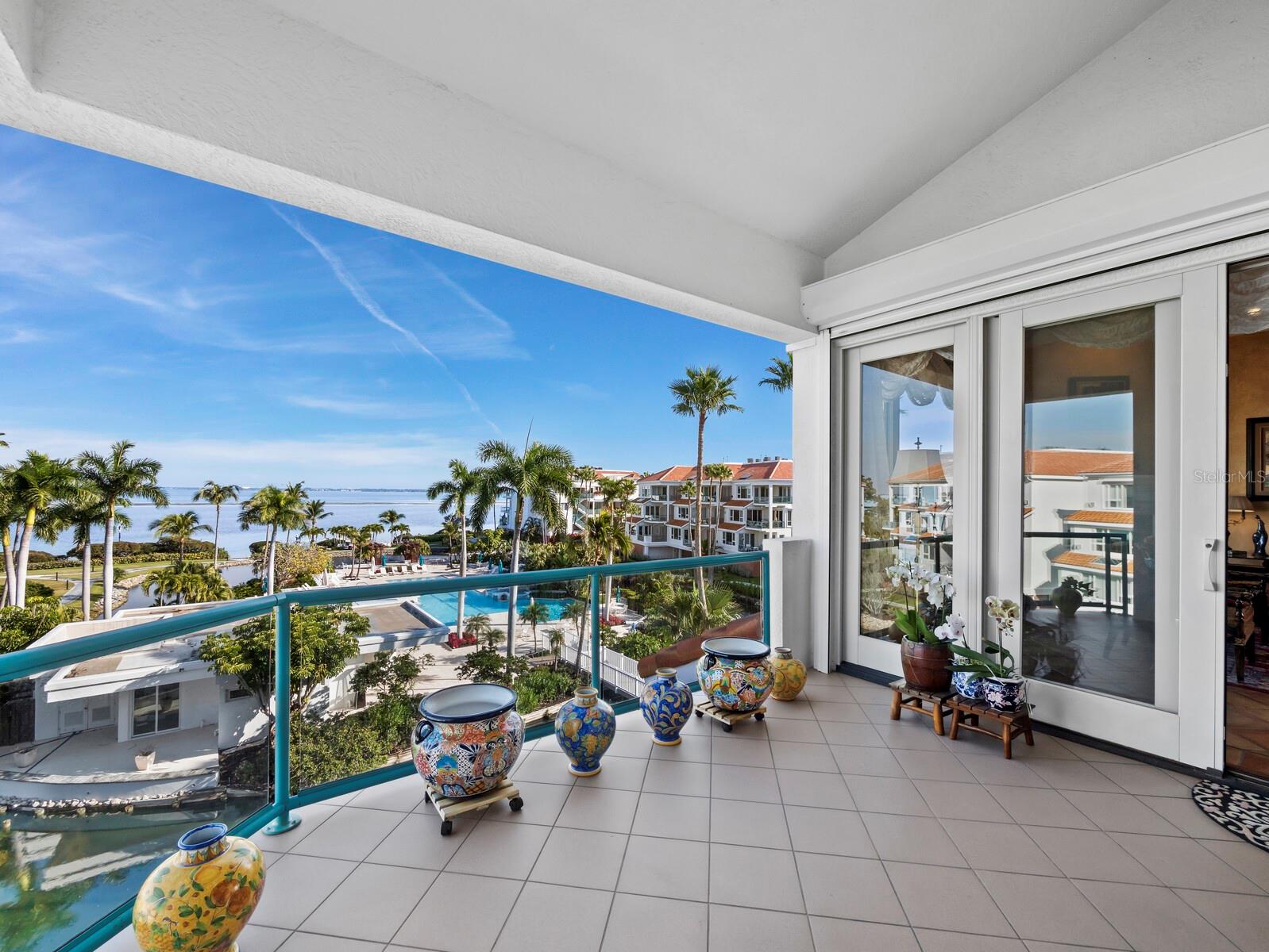 TANGERINE BAY CLUB - Residential