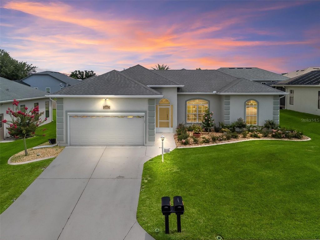 Photo of 16863 SE 110th Court Road, Summerfield, FL 34491 (MLS # G5098505)