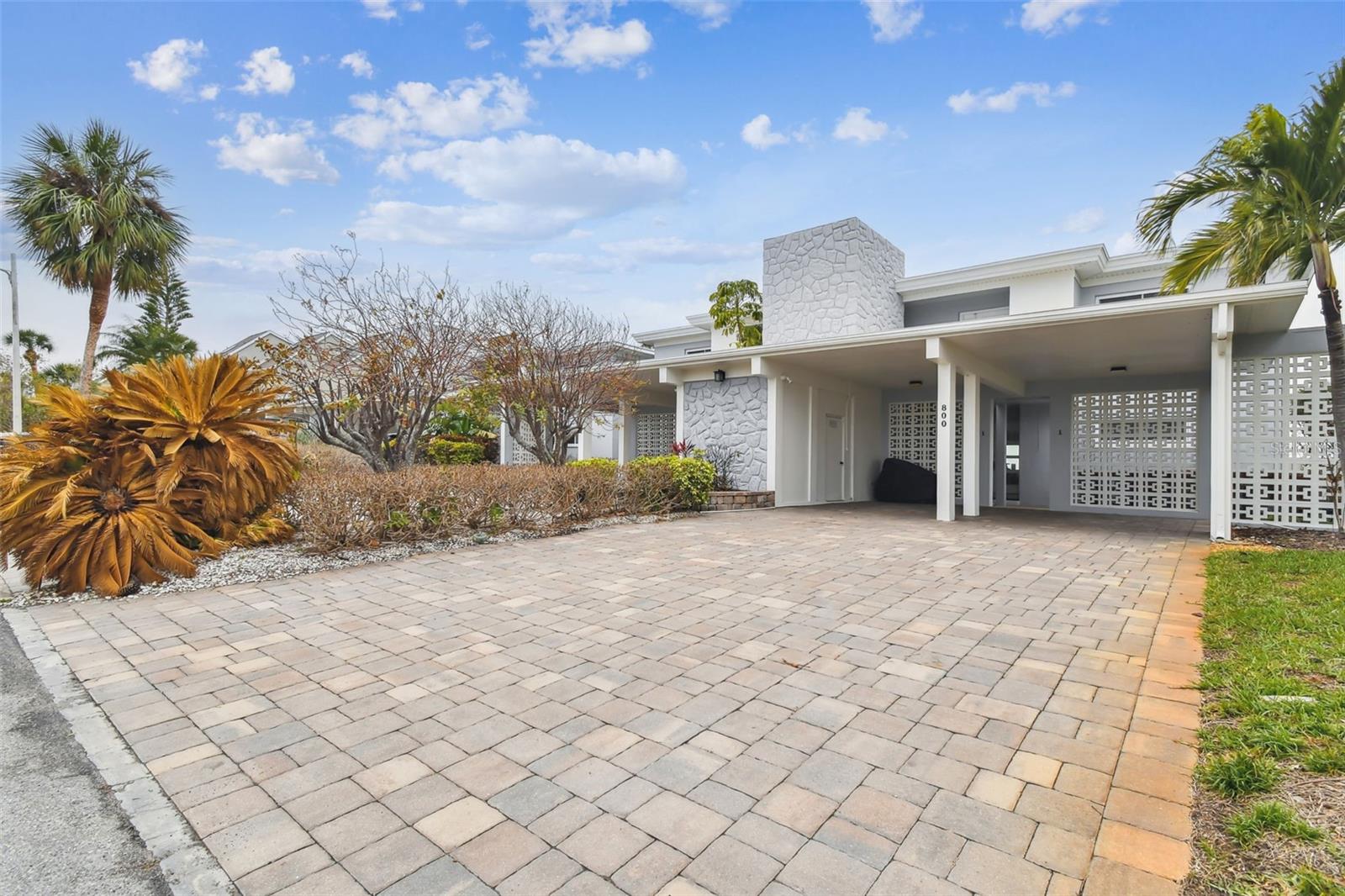 800 MADONNA BOULEVARD 2
