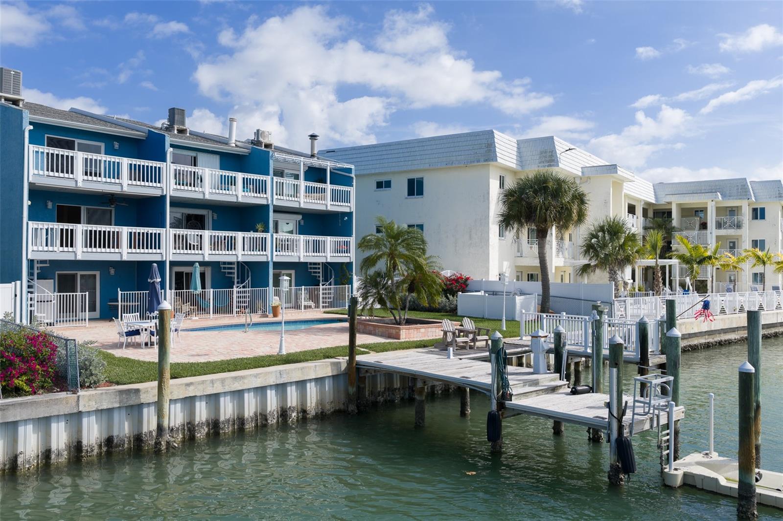 CAPRI SUNSET CONDO - Residential