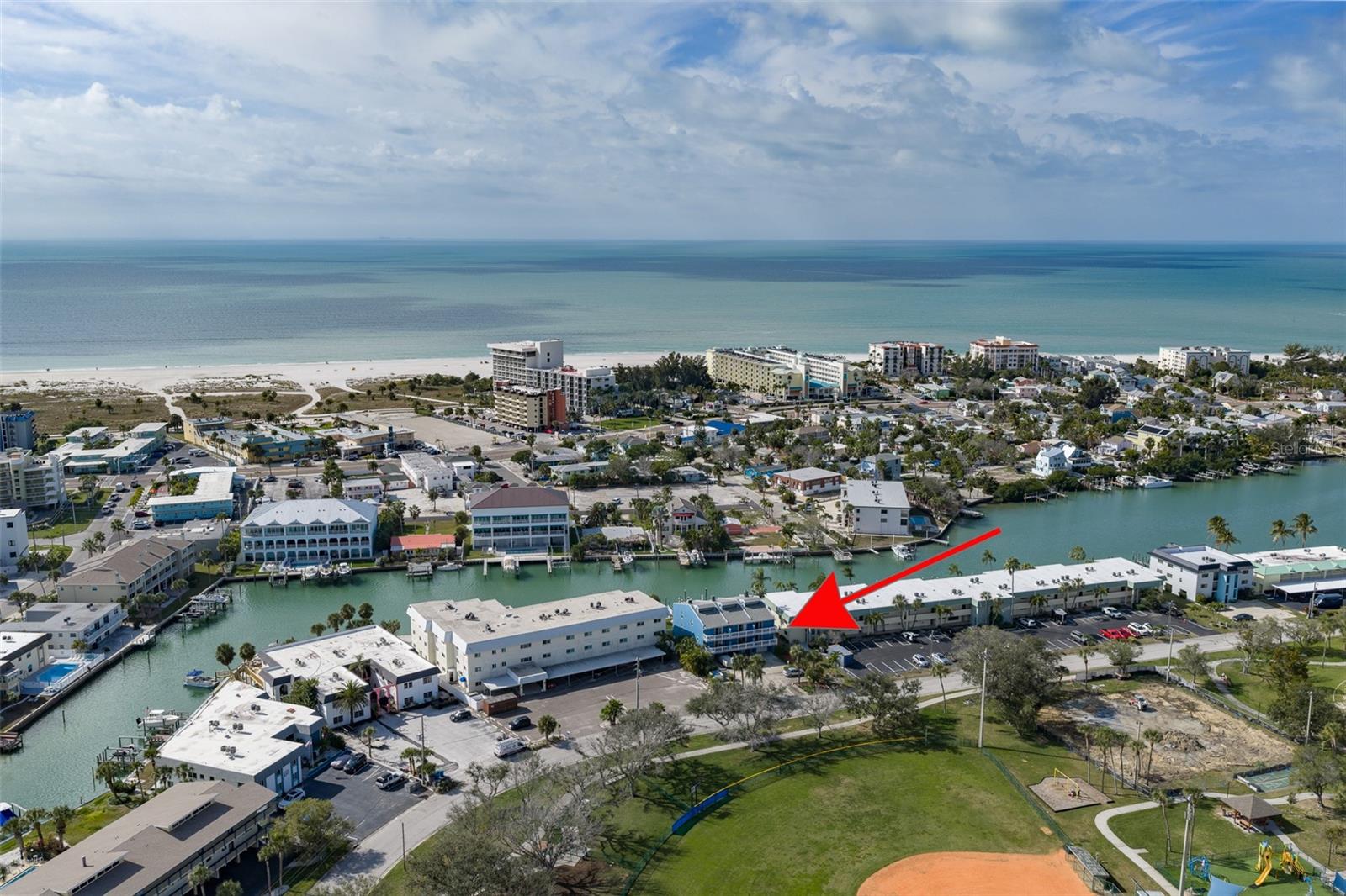 CAPRI SUNSET CONDO - Residential