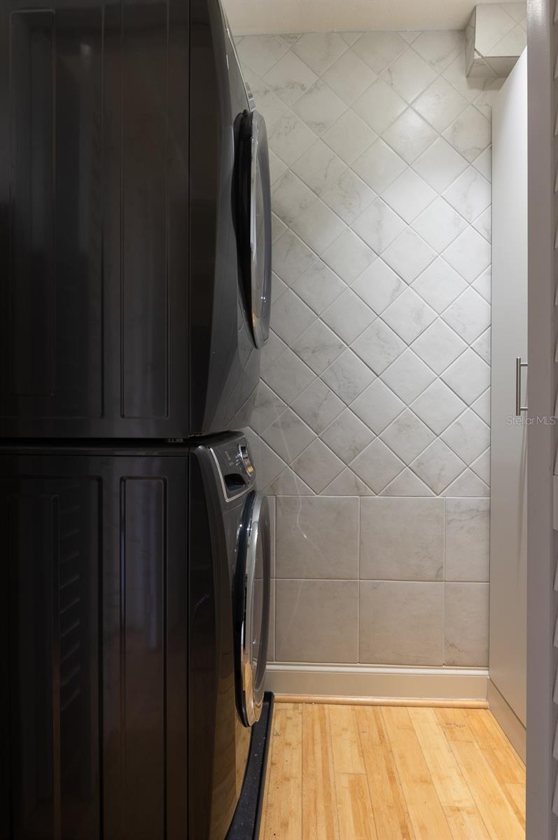 CAPRI SUNSET CONDO - Residential