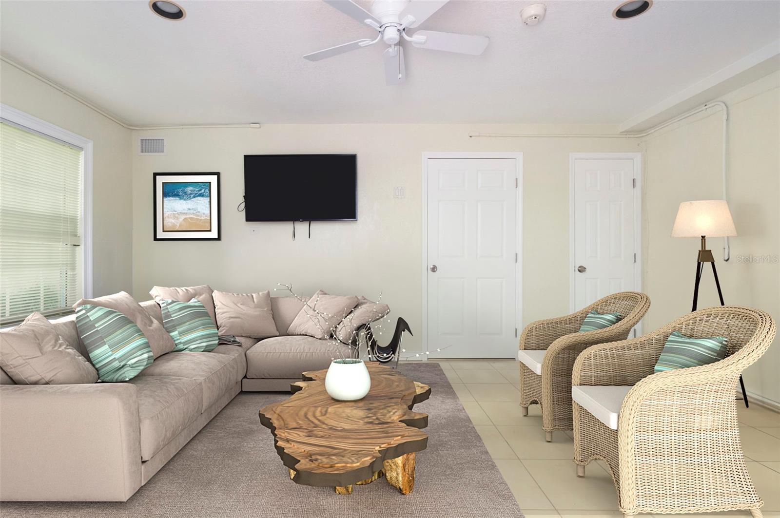 CAPRI SUNSET CONDO - Residential