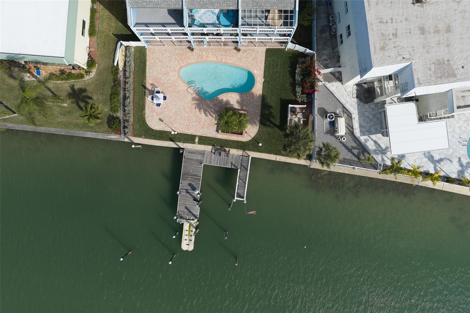 CAPRI SUNSET CONDO - Residential