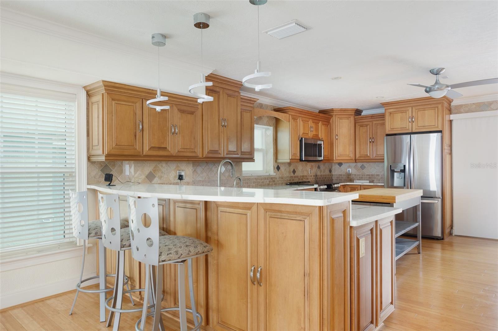 CAPRI SUNSET CONDO - Residential