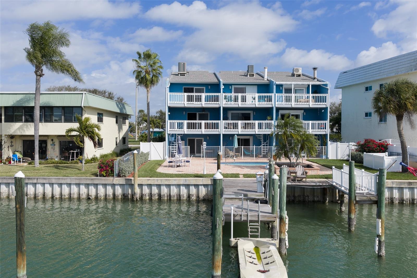 CAPRI SUNSET CONDO - Residential