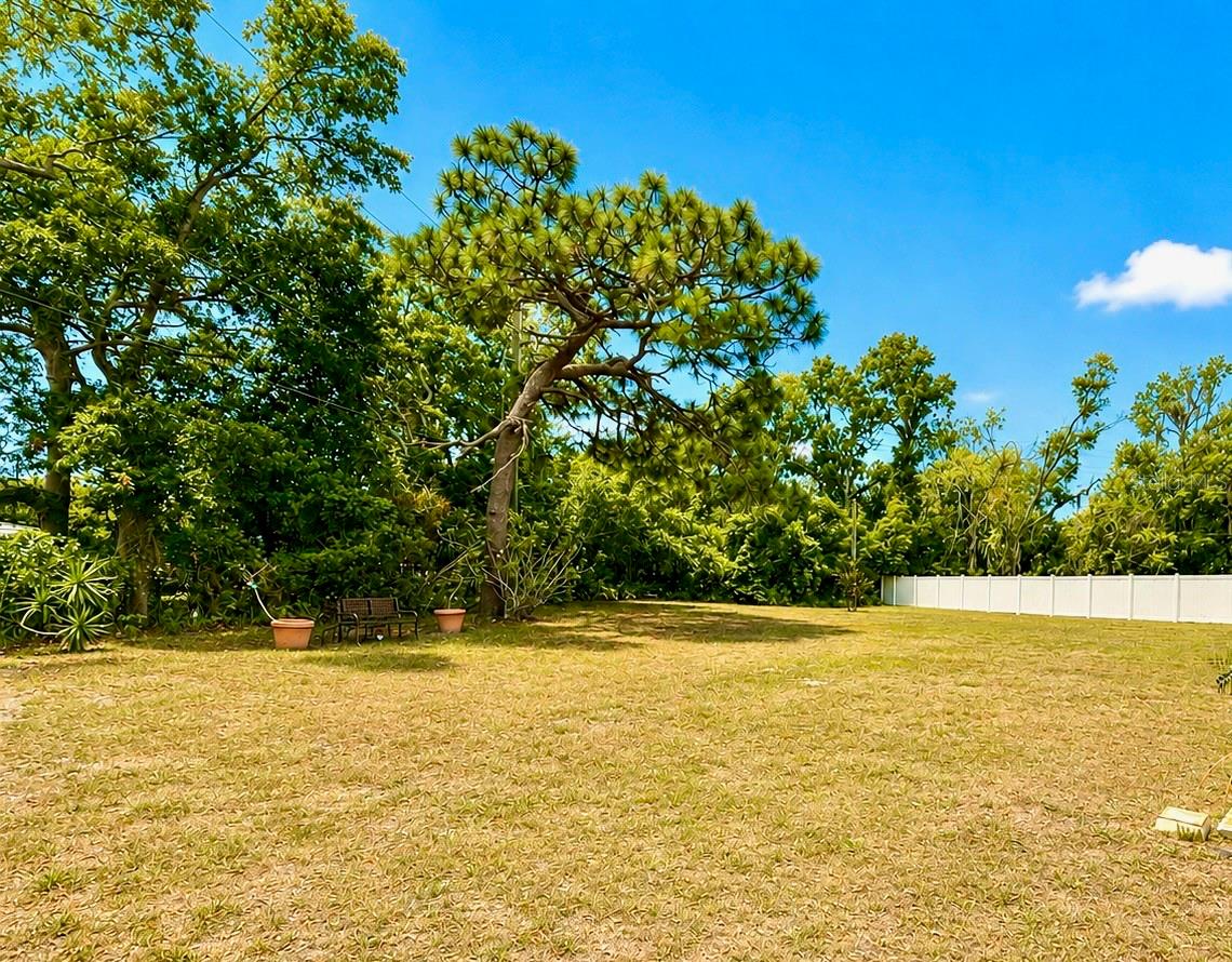 PARK LAKE ESTATES - Residential