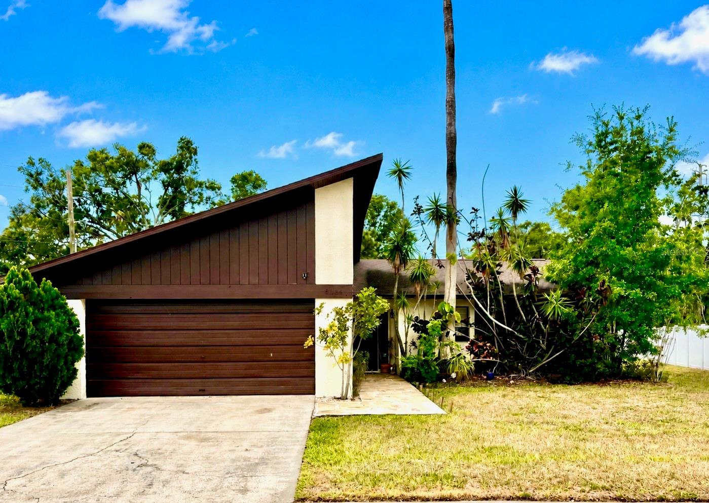 PARK LAKE ESTATES - Residential