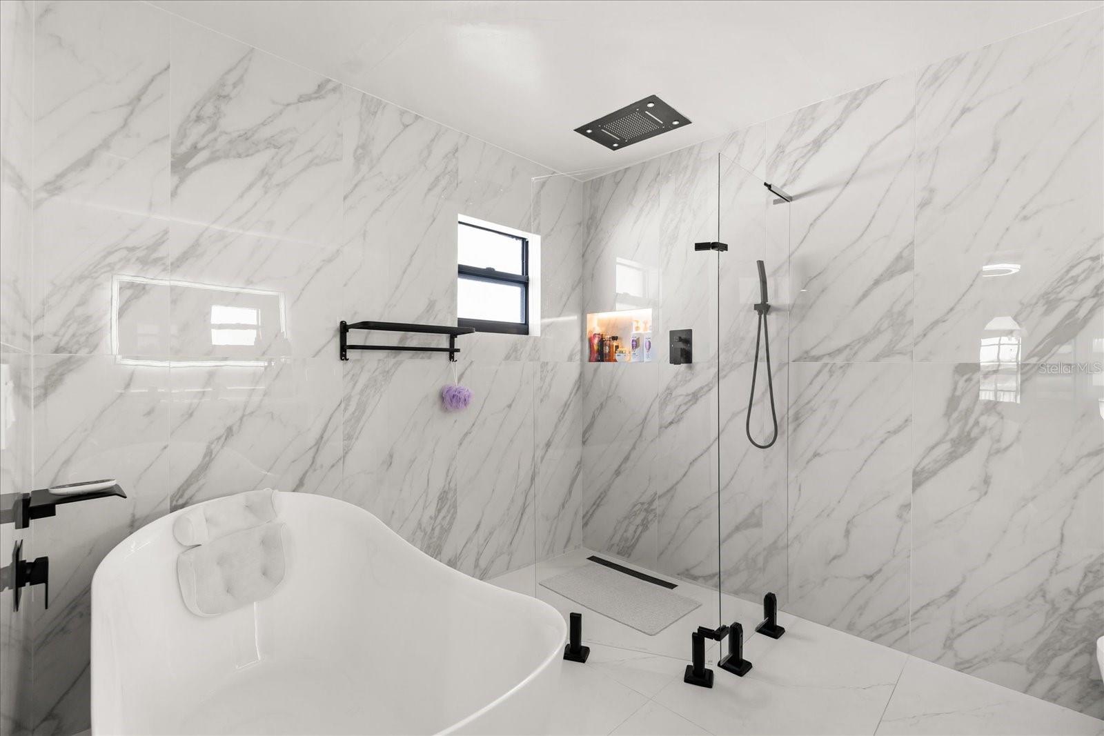 OAK HOLLOW PH 4 - Residential