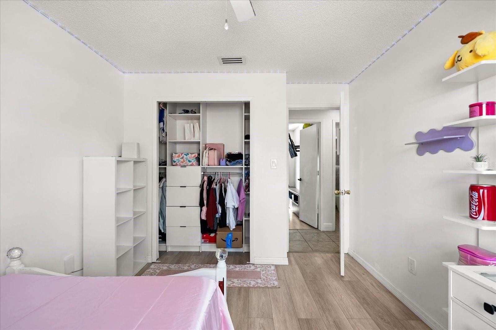 OAK HOLLOW PH 4 - Residential