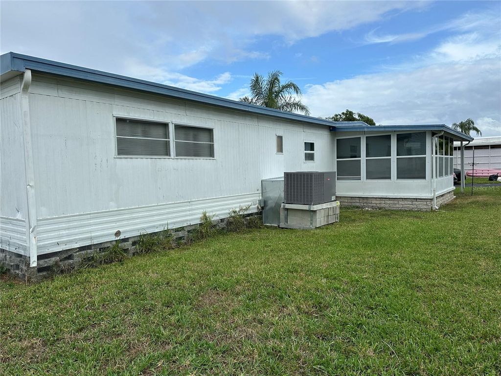 Photo of 7028 Mount Jupiter Drive NE #601, St Petersburg, FL 33702 (MLS # TB8450265)