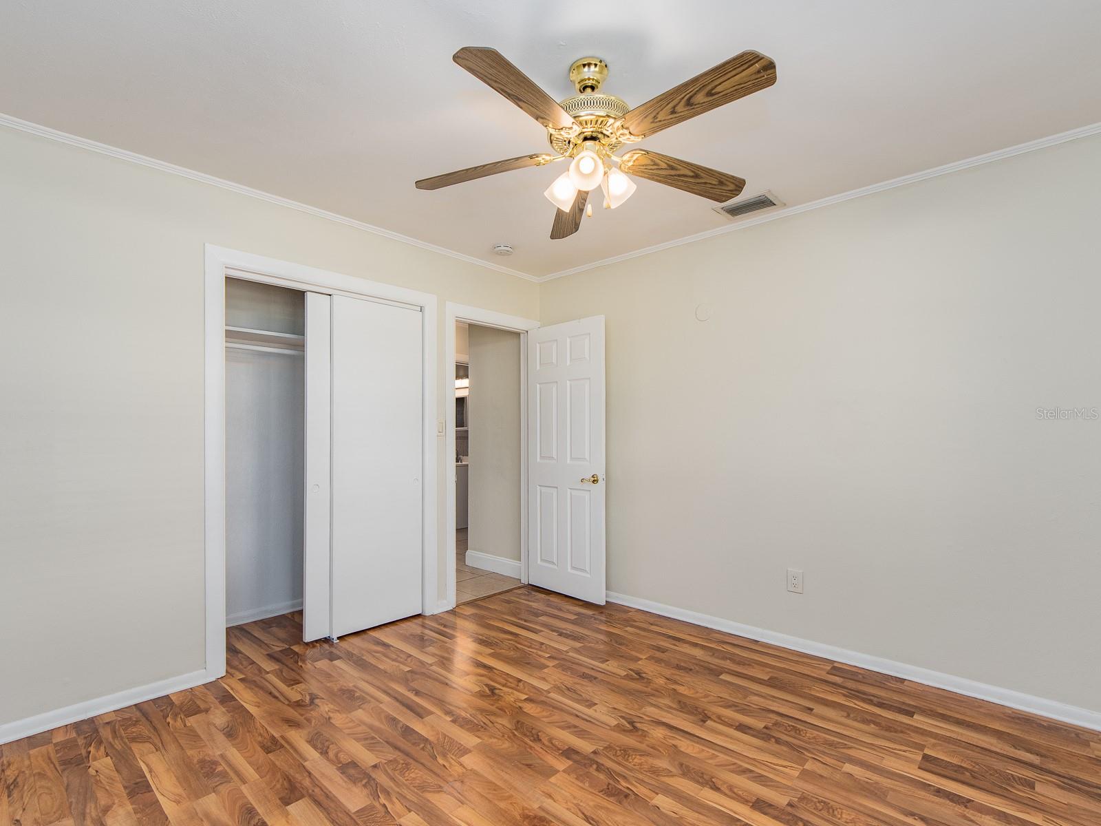 PALM HARBOR RIDGE ADD - Residential Lease