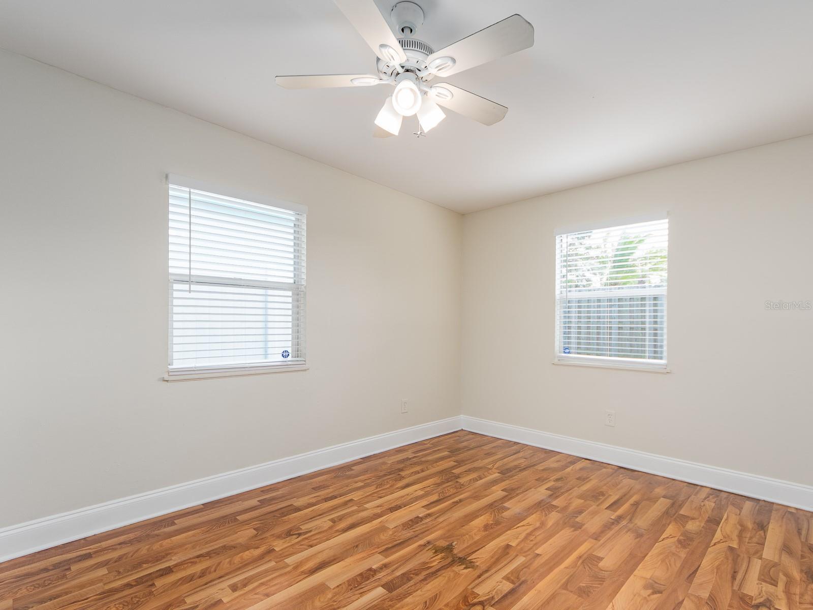 PALM HARBOR RIDGE ADD - Residential Lease